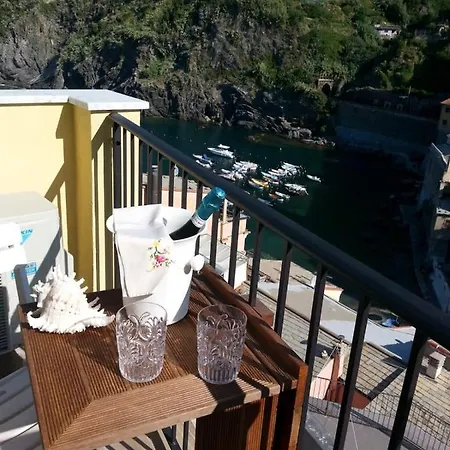 Affittacamere Benedetta E Isabelle Vernazza Exterior photo