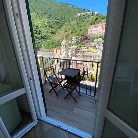 Affittacamere Benedetta E Isabelle Vernazza Exterior photo